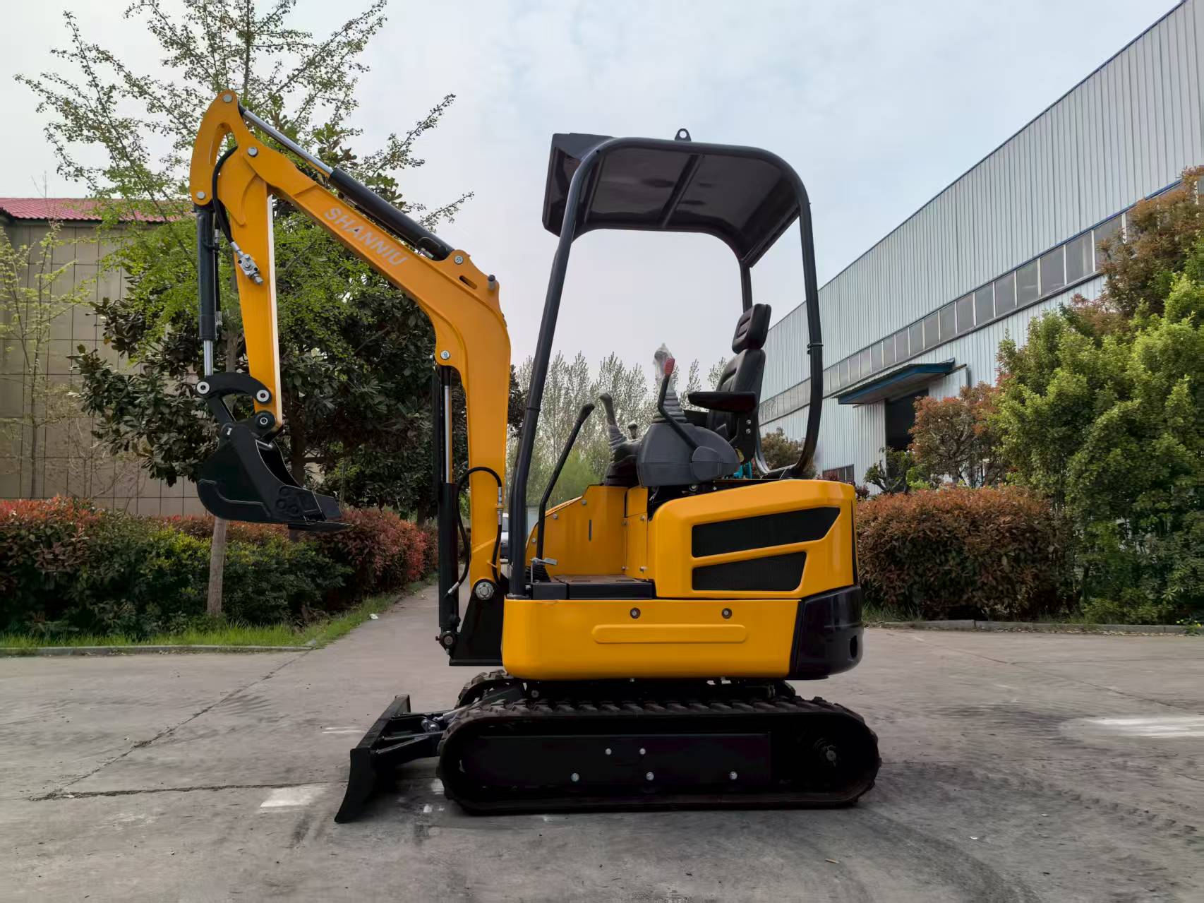 2T Tailless Small Excavator EP - Urban Farming Usa reseña y precio