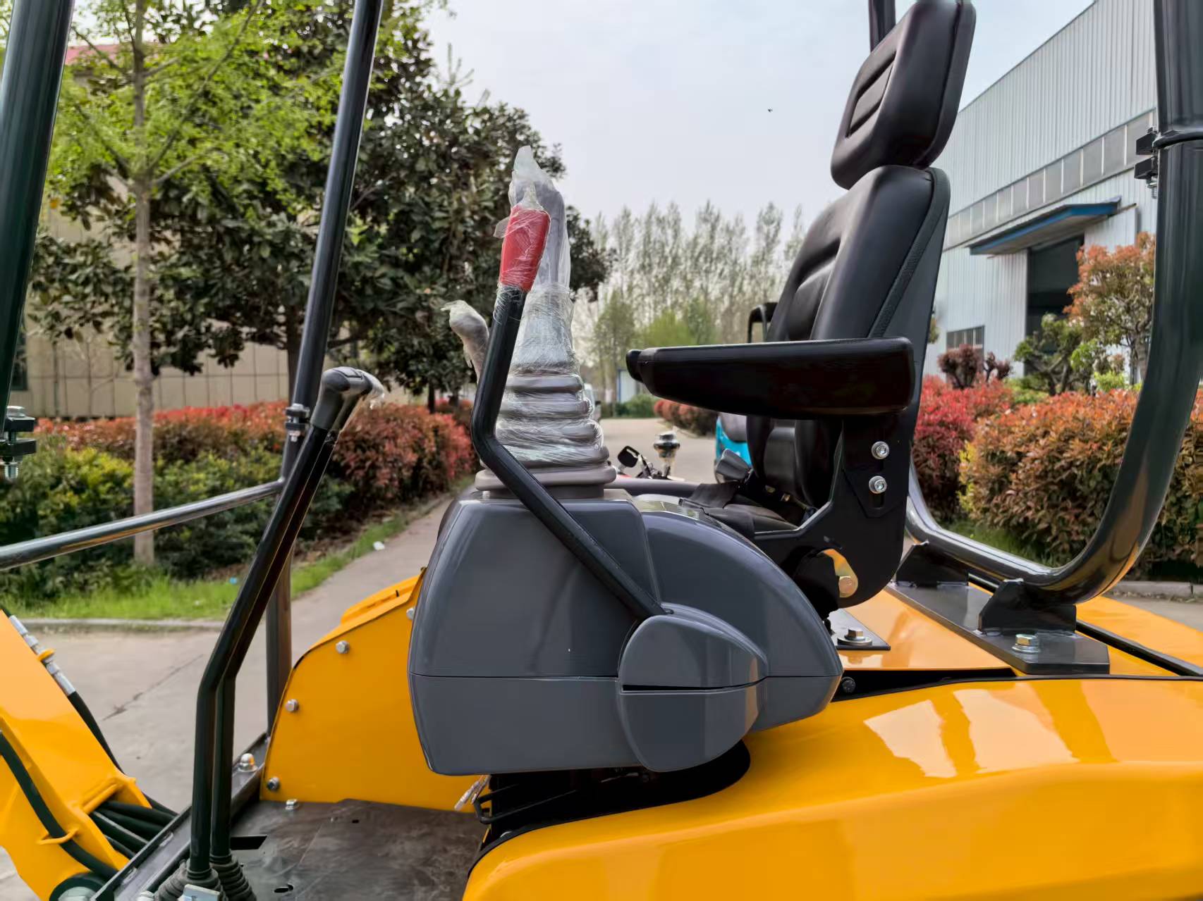 2T Tailless Small Excavator EP - Urban Farming Usa reseña y precio